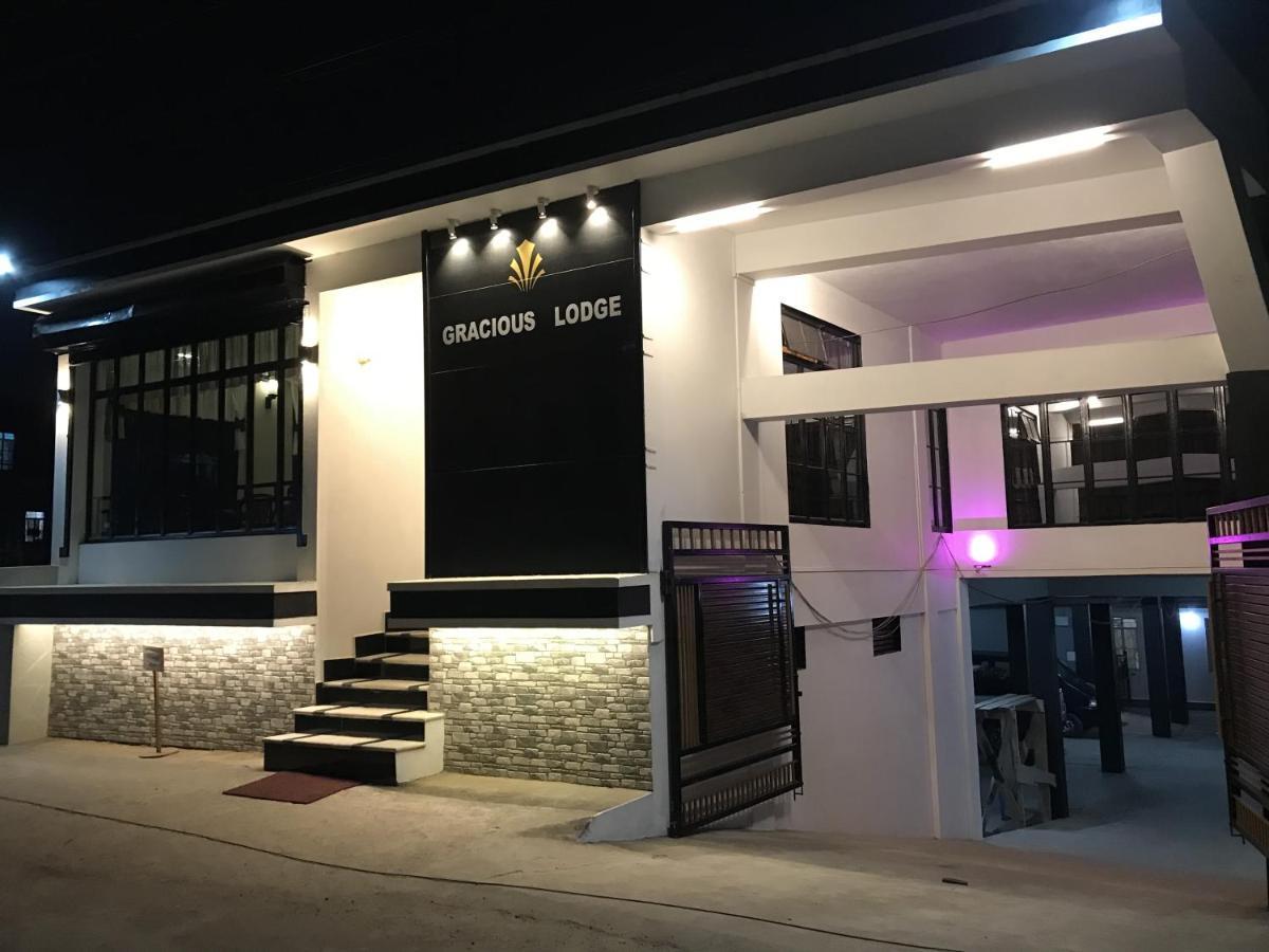 Gracious Lodge Shillong Extérieur photo