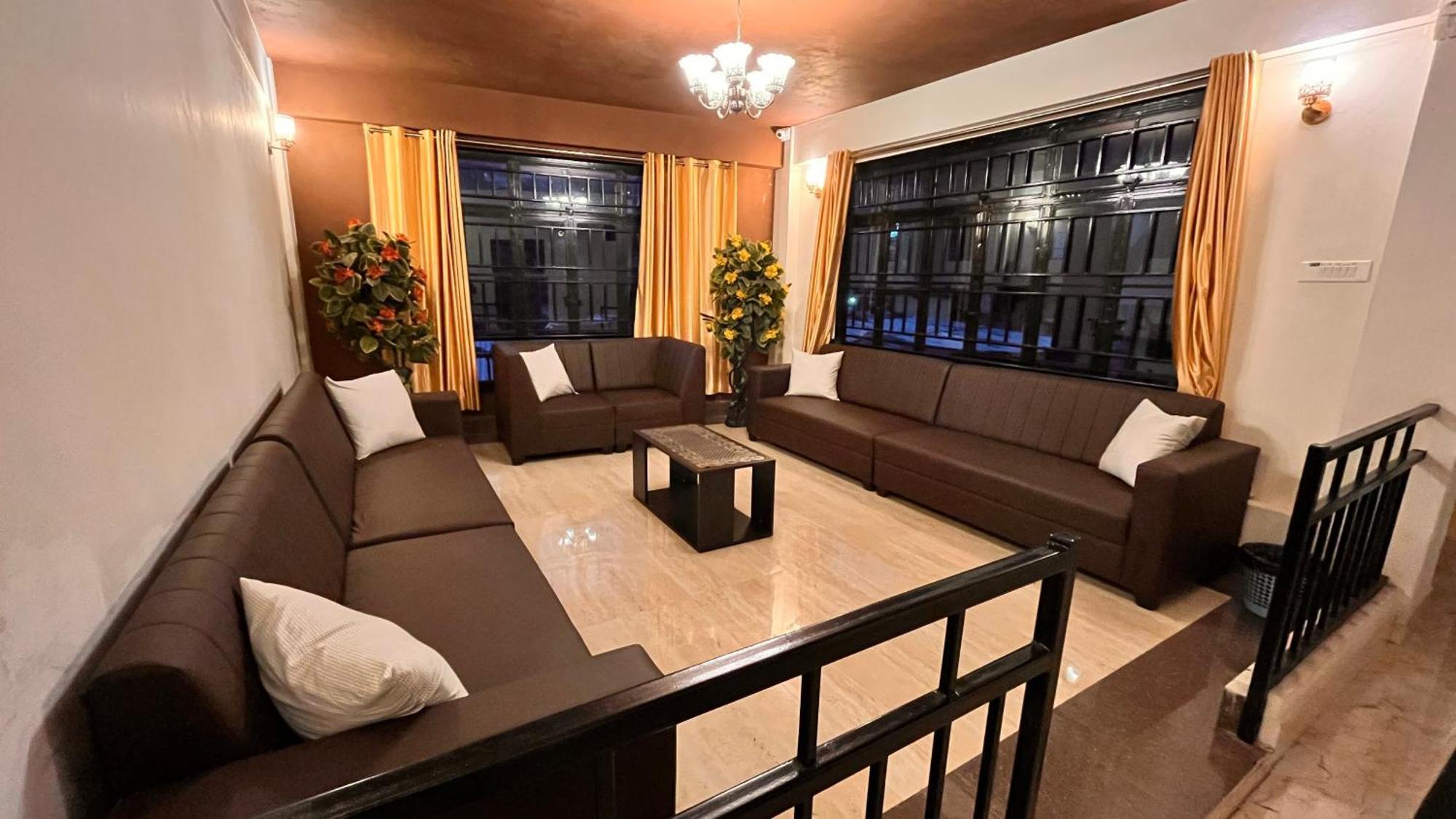 Gracious Lodge Shillong Extérieur photo